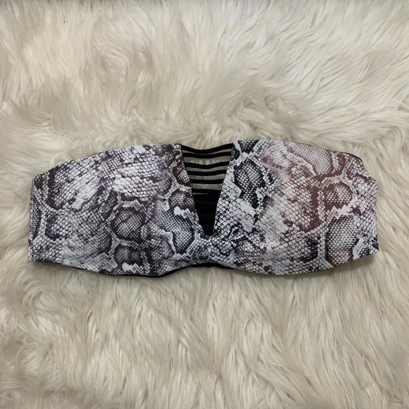 Other - Reversible Snakeskin Strapless Bikini Top